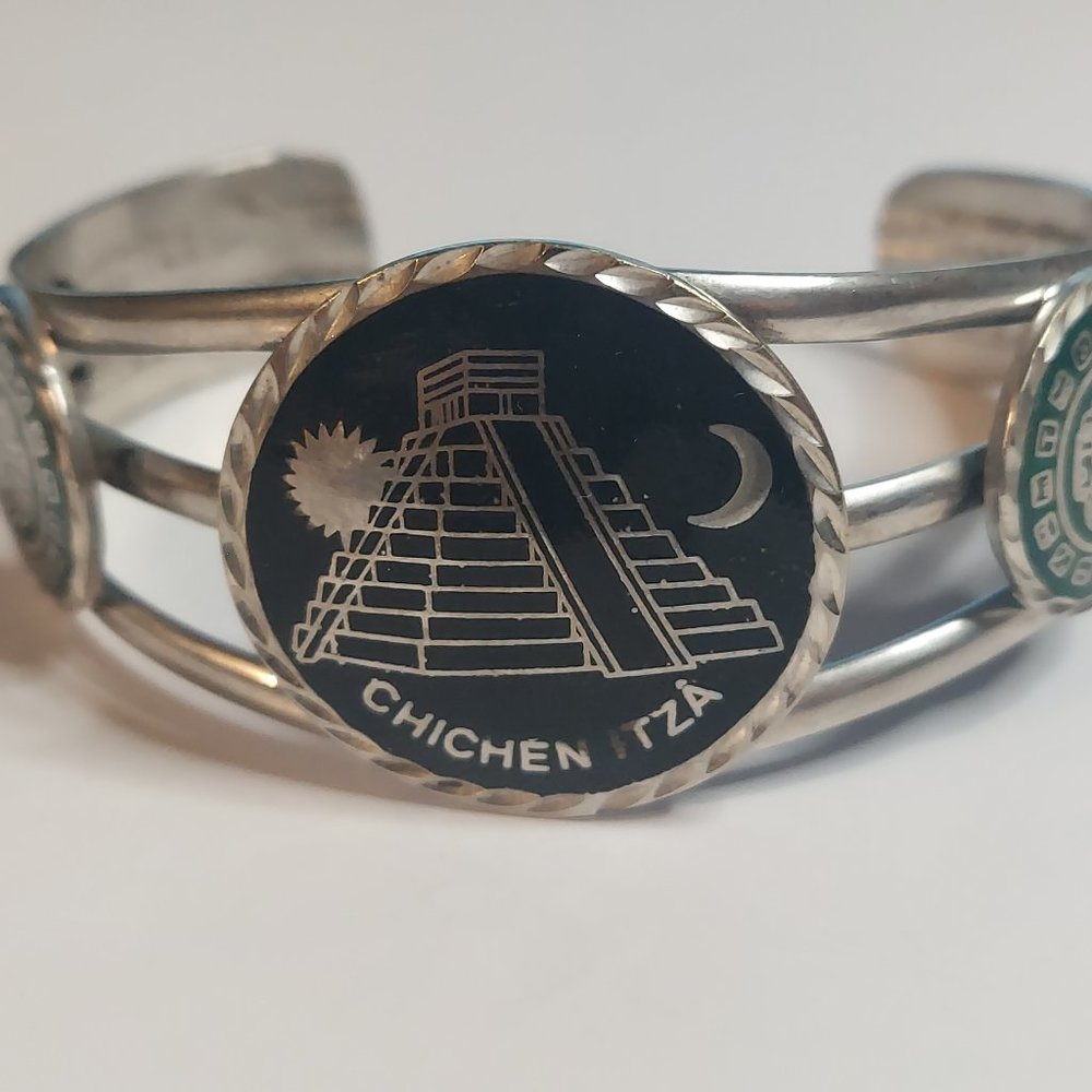 VINTAGE HECHO EN MEXICO SILVER CUFF BRACELET